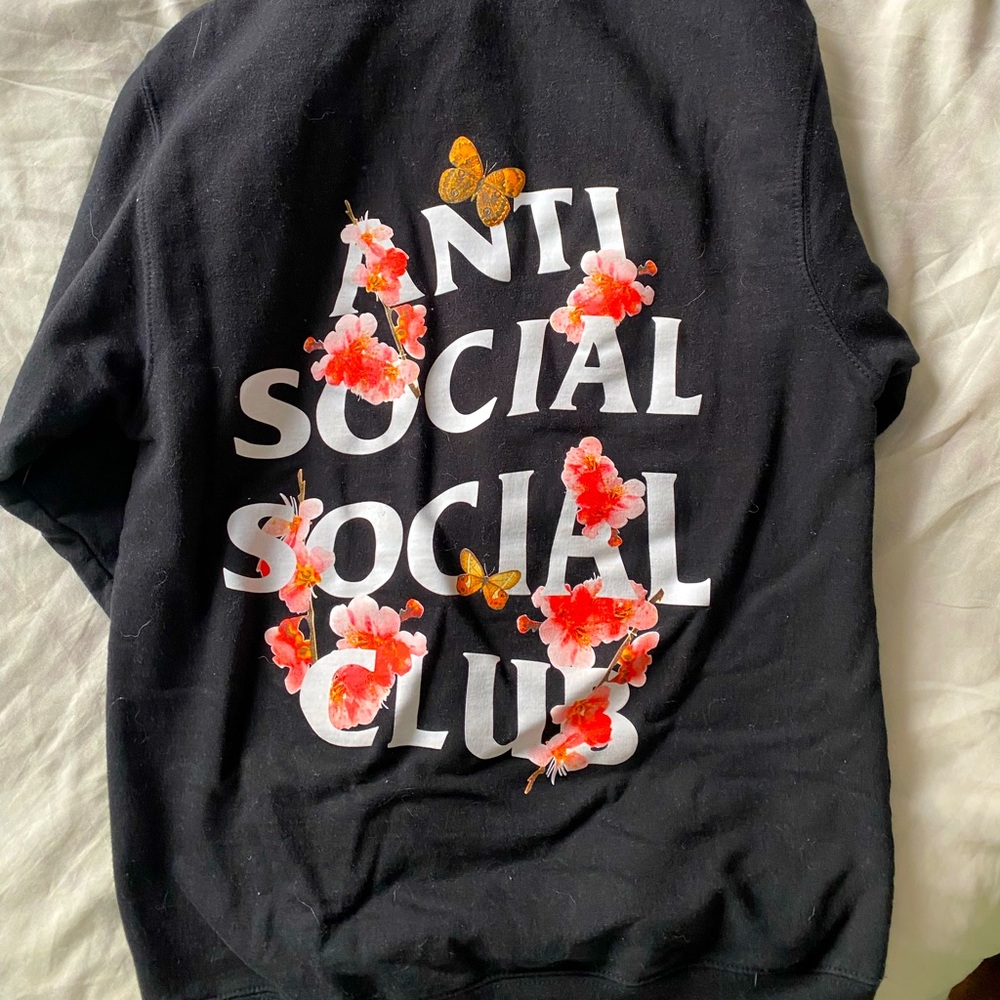 ANTI SOCIAL SOCIAL CLUB